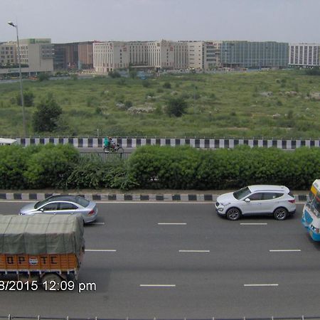 Airport Hotel Paradise International Yeni Delhi Dış mekan fotoğraf