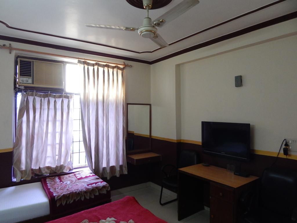 Airport Hotel Paradise International Yeni Delhi Dış mekan fotoğraf