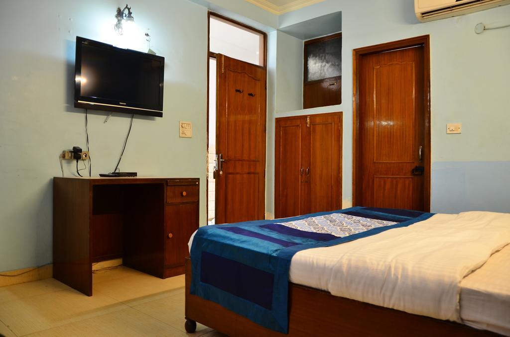 Airport Hotel Paradise International Yeni Delhi Oda fotoğraf