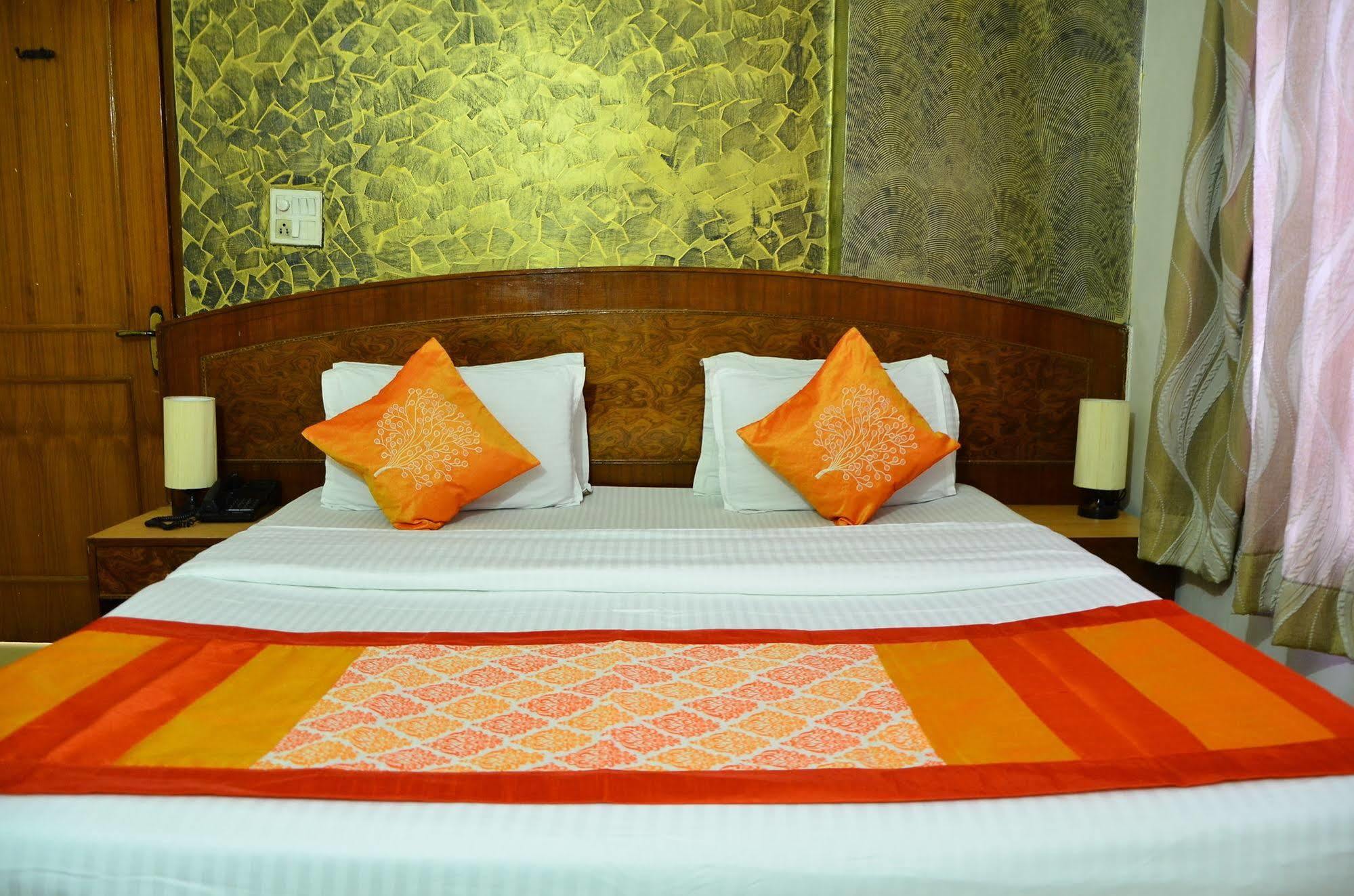 Airport Hotel Paradise International Yeni Delhi Dış mekan fotoğraf